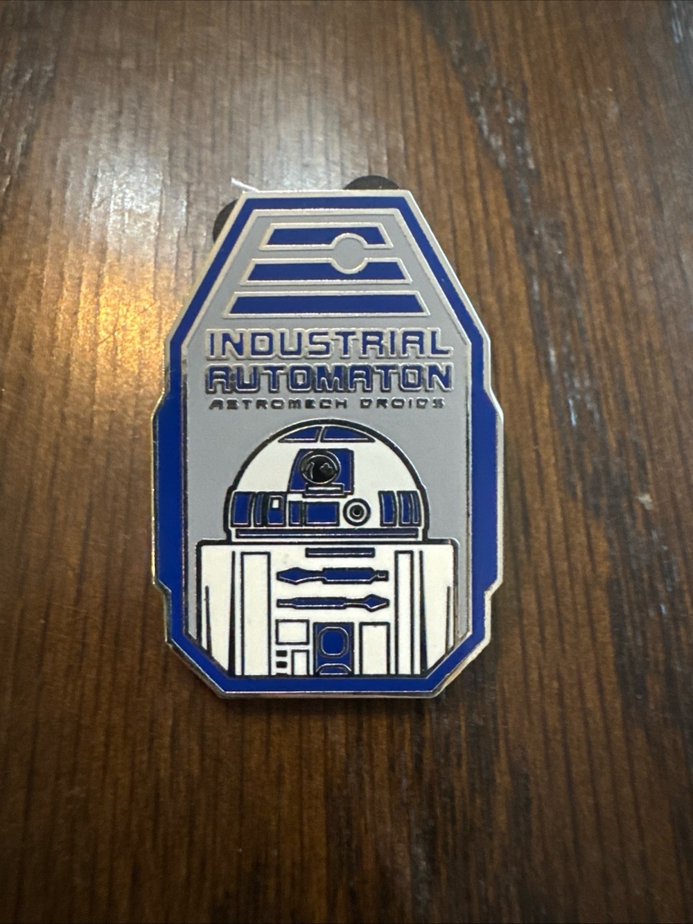 Disney Trading Pin R2D2 Industrial Automation Astromech Droid Star Wars